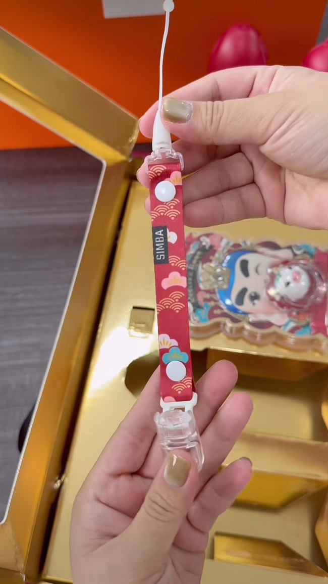 Ngắm 4 set bình sữa "lạ tai lạ mắt" của thương hiệu SIMBA X MARU có giá "chỉ" 15 triệu!- Ảnh 12.