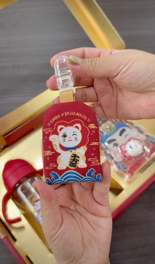 Ngắm 4 set bình sữa "lạ tai lạ mắt" của thương hiệu SIMBA X MARU có giá "chỉ" 15 triệu!- Ảnh 22.