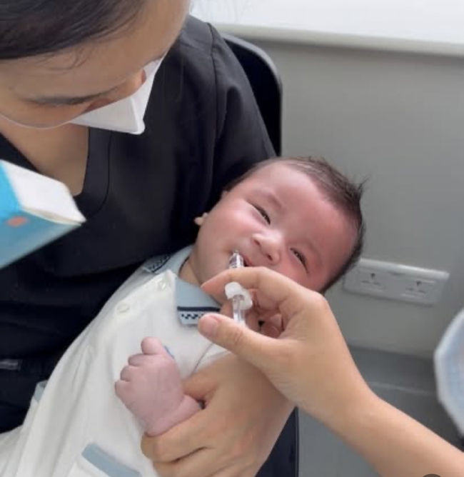Quý tử vừa tròn 3 tháng tuổi, hot mom Mai Ngọc tự hào khoe một điều Quý tử vừa tròn 3 tháng tuổi, hot mom Mai Ngọc tự hào khoe một điều