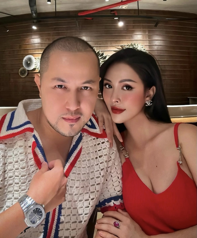 Chị dâu Bảo Thy mặc bikini khoe dáng nóng bỏng, mẹ 2 con nhưng sở hữu body Chị dâu Bảo Thy mặc bikini khoe dáng nóng bỏng, mẹ 2 con nhưng sở hữu body