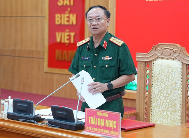 Cảnh sát biển cùng các lực lượng vào cuộc quyết liệt chống khai thác IUU- Ảnh 1.