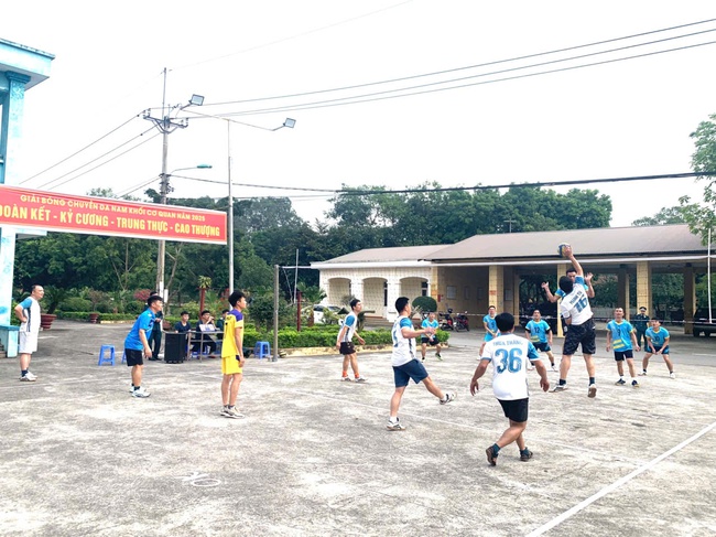 Tuổi trẻ Học viện Ph&ograve;ng kh&ocirc;ng-Kh&ocirc;ng qu&acirc;n xung k&iacute;ch, thi đua lập th&agrave;nh t&iacute;ch ch&agrave;o mừng Đại hội XIV của Đảng- Ảnh 3.