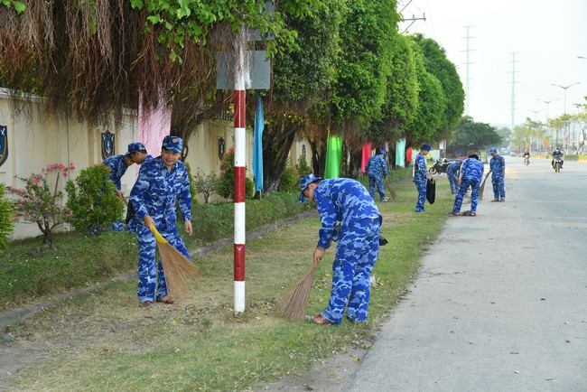 Tuổi trẻ Bộ Tư lệnh V&ugrave;ng Cảnh s&aacute;t biển 4: S&ocirc;i nổi c&aacute;c hoạt động Ng&agrave;y Thanh ni&ecirc;n c&ugrave;ng h&agrave;nh động- Ảnh 3.