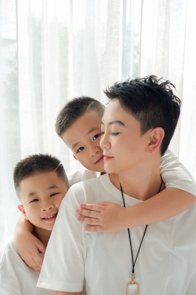 Em b&eacute; Coco - ch&aacute;u ngoại c&ocirc; Văn Th&ugrave;y Dương c&oacute; 1 đặc điểm cực kỳ đặc biệt ngay từ khi mới sinh ra- Ảnh 5.