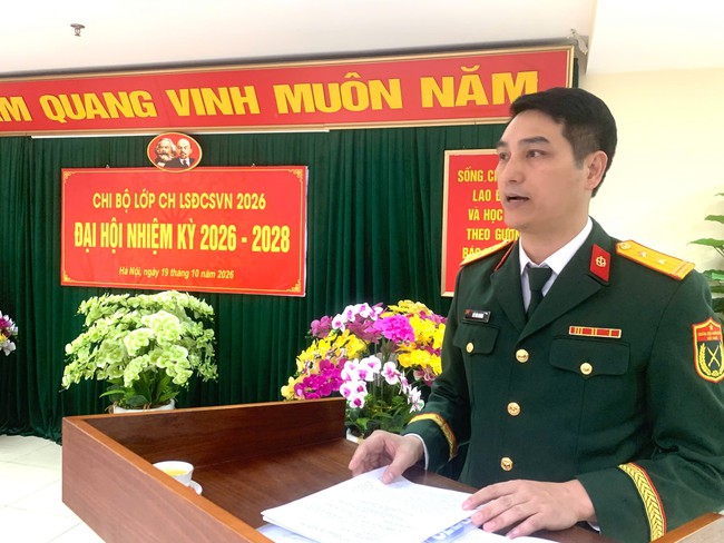 Chi bộ lớp cao học Lịch sử Đảng l&atilde;nh đạo triển khai hiệu quả hai đột ph&aacute; nhiệm kỳ 2026-2028- Ảnh 4.