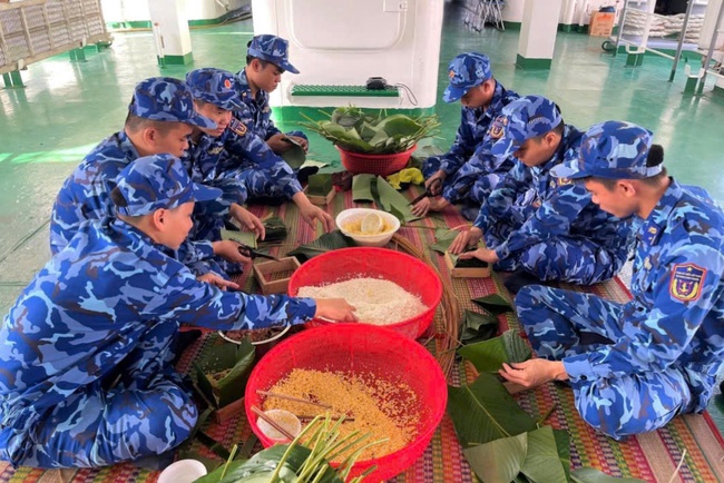 H&agrave;nh tr&igrave;nh xuy&ecirc;n Tết, khi con t&agrave;u l&agrave; nh&agrave;, biển cả l&agrave; qu&ecirc; hương - Ảnh 5.