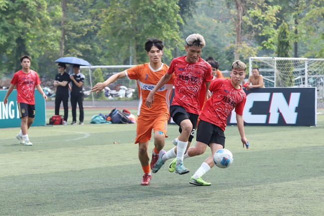 Đ&ocirc;ng Mỹ FC v&ocirc; địch giải b&oacute;ng đ&aacute; Thanh ni&ecirc;n Việt Nam- Ảnh 1.