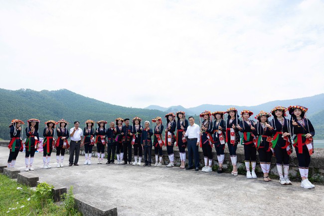 H&agrave;nh tr&igrave;nh kh&aacute;m ph&aacute; văn h&oacute;a người Dao Quần Chẹt của Hoa hậu Văn h&oacute;a Việt Nam to&agrave;n cầu- Ảnh 5.