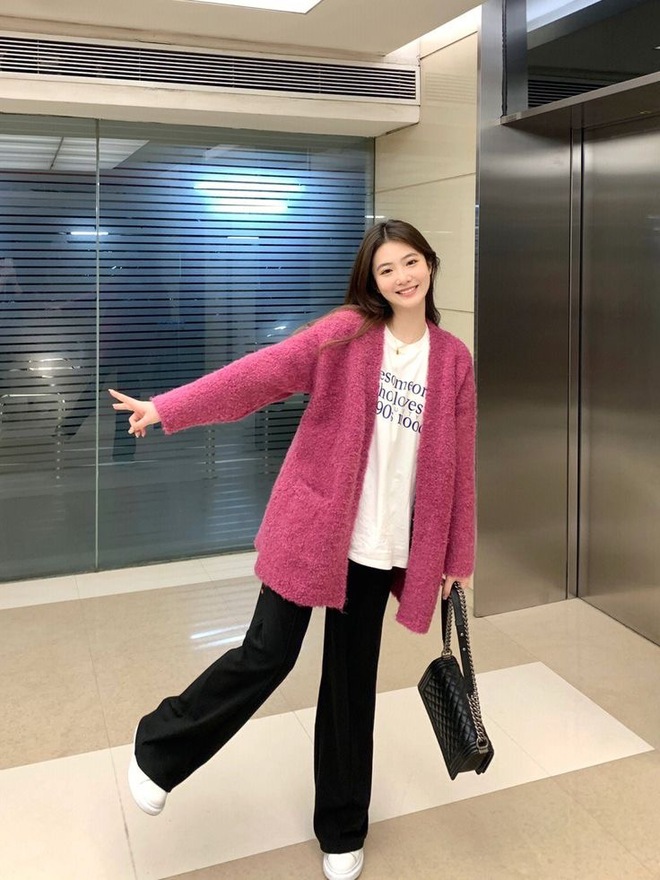 Có người nói cardigan là thứ "vô tri" với mùa thu, tôi không nghĩ vậy- Ảnh 3.