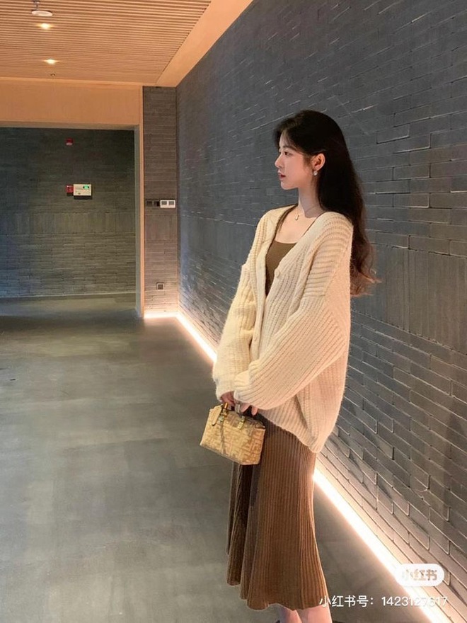 Có người nói cardigan là thứ "vô tri" với mùa thu, tôi không nghĩ vậy- Ảnh 13.