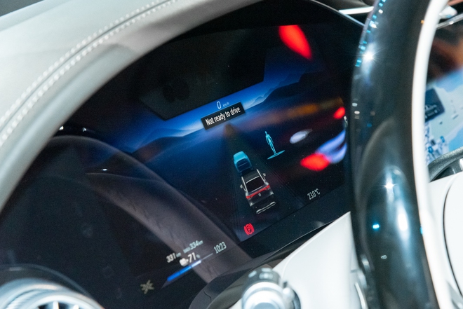 Mercedes-Maybach EQS 680 vừa ra mắt Việt Nam đã có khách chốt luôn tại sự kiện: Giá 7,61 tỷ, 3 màn hình, mạnh gần 660 mã lực, chạy 611km/sạc- Ảnh 13. Mercedes-Maybach EQS 680 vừa ra mắt Việt Nam đã có khách chốt luôn tại sự kiện: Giá 7,61 tỷ, 3 màn hình, mạnh gần 660 mã lực, chạy 611km/sạc- Ảnh 13.