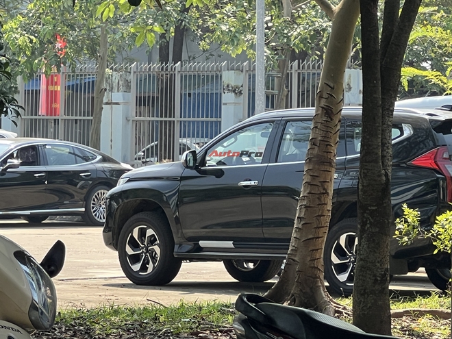 Sắp hết năm 2024 nhưng đại lý vẫn miệt mài xả kho Mitsubishi Pajero Sport 2023: Giảm sâu nhất 270 triệu đồng, giá khởi điểm ngang Hyundai Tucson- Ảnh 8.