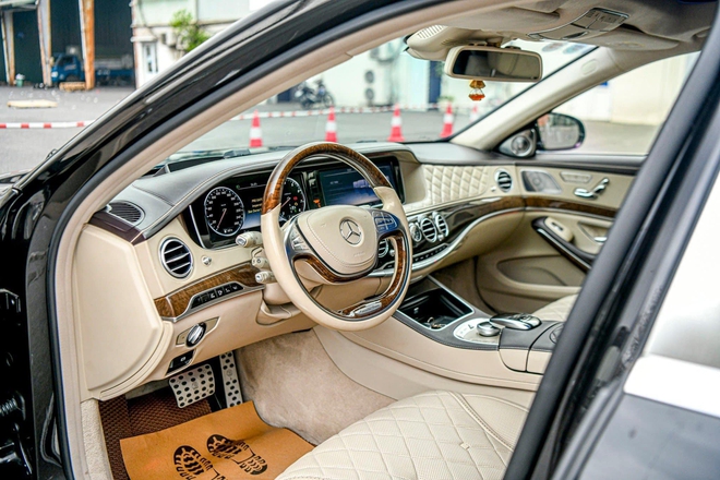 Bỏ ra chưa đến 4 tỷ đồng đã có thể sở hữu chiếc Mercedes-Maybach S 600 với gói độ khó 'đụng hàng'- Ảnh 8.