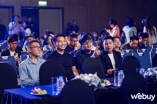 Bùng nổ cảm xúc đêm Gala Better Choice Awards 2024: Chị đẹp cùng anh tài tụ hội, quá mãn nhãn và ấn tượng- Ảnh 10.