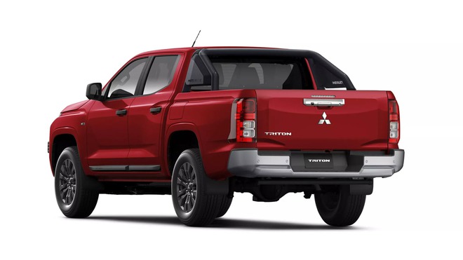 Mitsubishi Triton 2024 thêm bản 2 cầu giá rẻ: Bớt chrome, bỏ bệ bước,vẫn có màn hình lớn, động cơ mạnh hơn 200 mã lực- Ảnh 4.