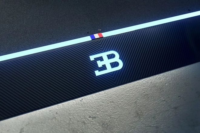 Xe Bugatti có 'nhà riêng' đẳng cấp như thế này: Như thể tủ trưng bày cho báu vật vô giá, điều hòa đa chức năng, camera an ninh, máy dò khói, cảm biến kính- Ảnh 9. Xe Bugatti có 'nhà riêng' đẳng cấp như thế này: Như thể tủ trưng bày cho báu vật vô giá, điều hòa đa chức năng, camera an ninh, máy dò khói, cảm biến kính- Ảnh 9.