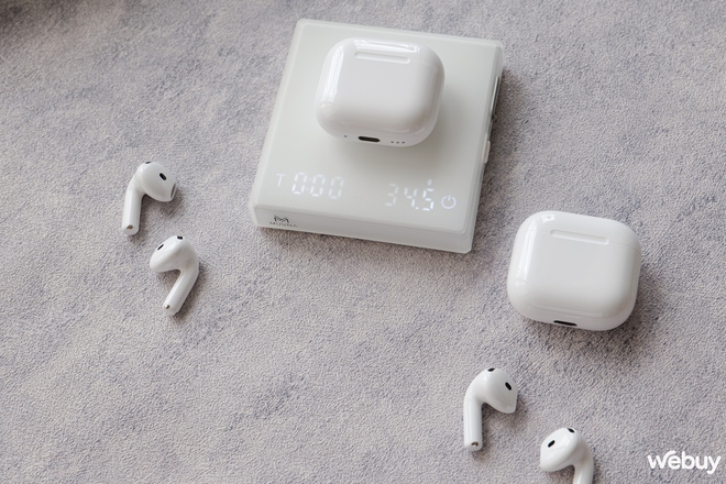 Trải nghiệm AirPods 4 ANC: Nhỏ hơn, nhẹ hơn và tốt hơn- Ảnh 7.