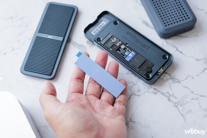 Đánh giá WD Blue SN5000 1TB: Bình mới rượu cũ nhưng vẫn đáng tiền- Ảnh 12. Đánh giá WD Blue SN5000 1TB: Bình mới rượu cũ nhưng vẫn đáng tiền- Ảnh 12.