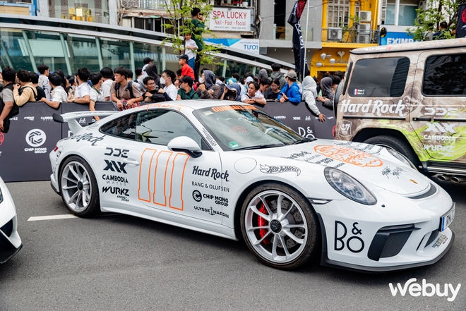 Chiêm ngưỡng loạt siêu xe tại Gumball 3000: Không chỉ đắt giá mà còn nổi bật về độ hiếm- Ảnh 27.