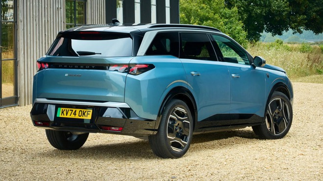 Peugeot 3008, 5008 được mở rộng đội hình: Có thêm bản hybrid cao cấp, bản điện giờ chạy 700 km- Ảnh 7. Peugeot 3008, 5008 được mở rộng đội hình: Có thêm bản hybrid cao cấp, bản điện giờ chạy 700 km- Ảnh 7.