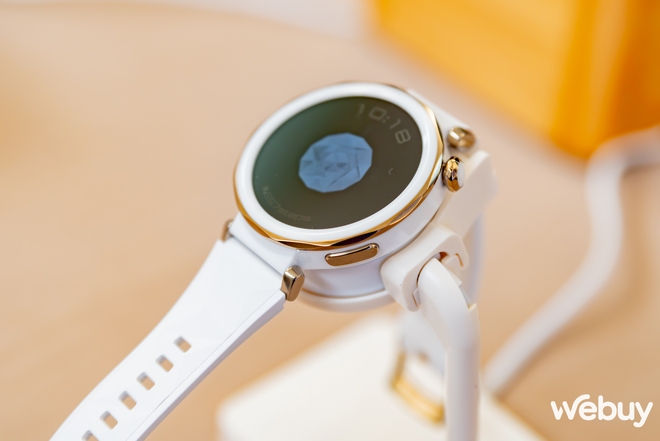 Đây là Huawei Watch GT 5 Pro: Ngoại hình phong cách cá tính, cảm biến TruSense mới mạnh mẽ, pin vẫn rất “trâu"- Ảnh 23.