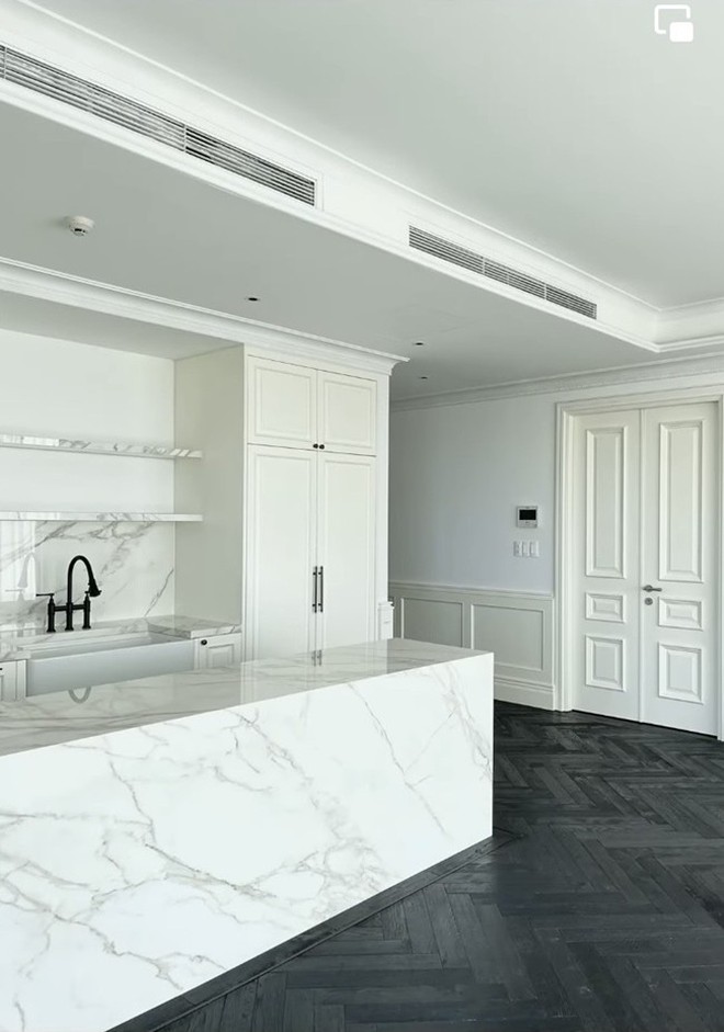 Có gì bên trong căn hộ 10 tỷ Đức Phúc tự mua năm 25 tuổi?- Ảnh 5. Có gì bên trong căn hộ 10 tỷ Đức Phúc tự mua năm 25 tuổi?- Ảnh 5.