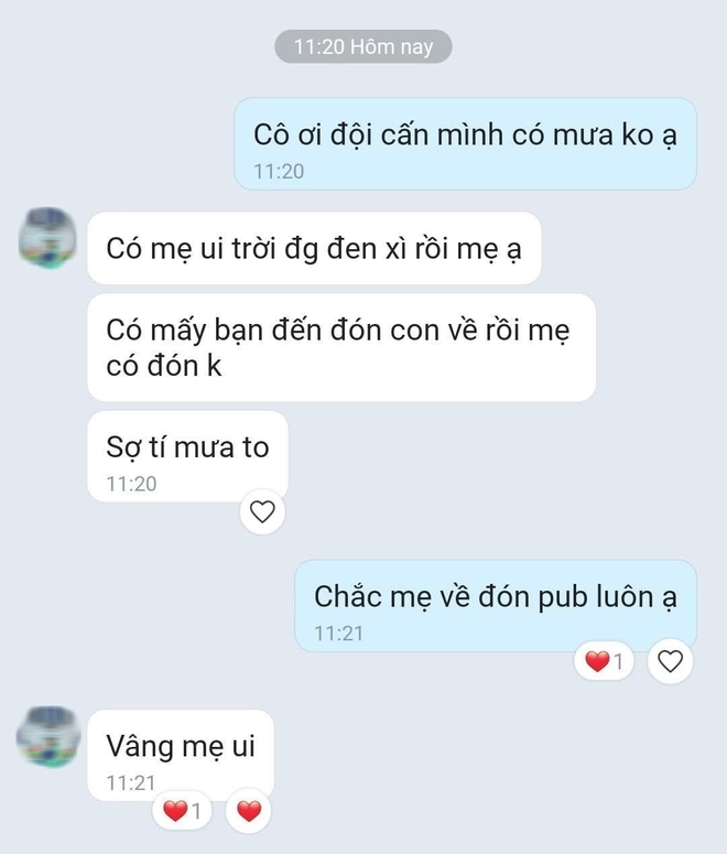 Buổi tối kinh hoàng không thể quên với các bà mẹ: Đường tắc, mưa như trút, sét đánh ngang đầu... con thì chưa đón được- Ảnh 1.