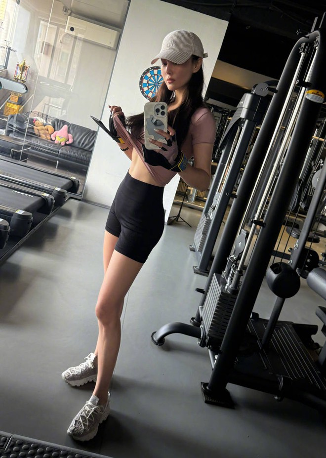 Tình địch Phạm Băng Băng 