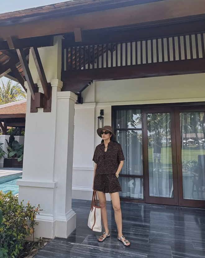 Hà Tăng trở lại, nóng bỏng chưa từng thấy- Ảnh 12. Hà Tăng trở lại, nóng bỏng chưa từng thấy- Ảnh 12.