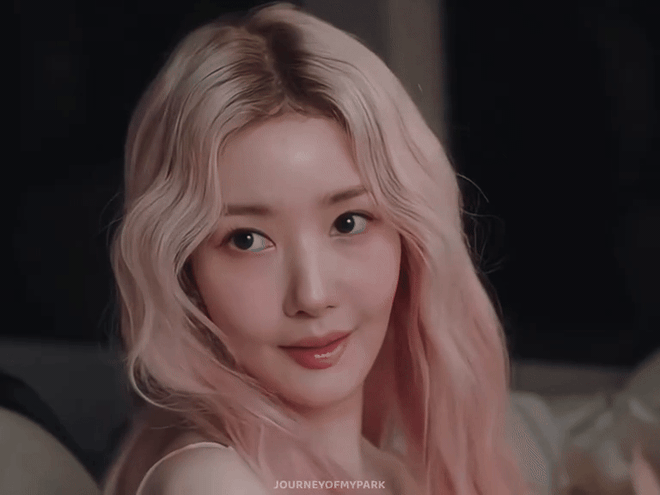 ezgif-53b437bcef65ae-1760085824702702140719.gif