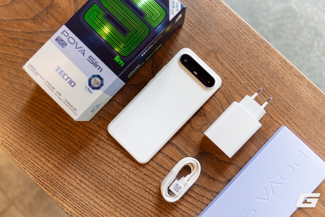 Cận cảnh Tecno Pova Slim 5G: Mảnh mai, cá tính, giá chỉ 6 triệu đồng- Ảnh 16. Cận cảnh Tecno Pova Slim 5G: Mảnh mai, cá tính, giá chỉ 6 triệu đồng- Ảnh 16.