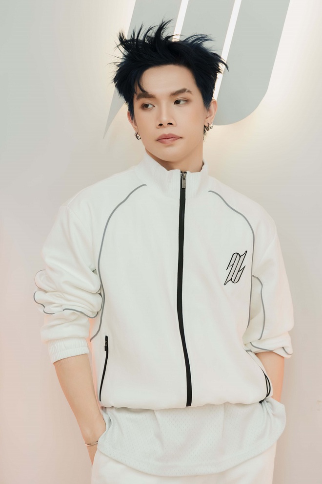 Nam ca sĩ trẻ vượt mặt Anh T&uacute; Atus v&agrave; L&ecirc; Dương Bảo L&acirc;m l&agrave; ai?- Ảnh 4.