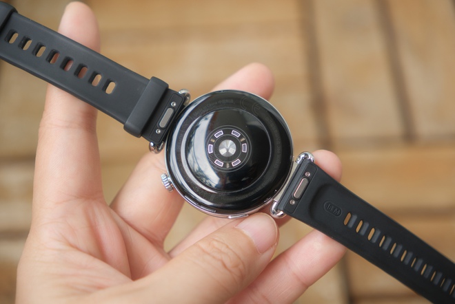 Khi pin 14 ngày trở thành 'vũ khí tối thượng': Cách Huawei Watch GT 6 Series buông lời thách thức Apple, Samsung và cả Garmin- Ảnh 4.