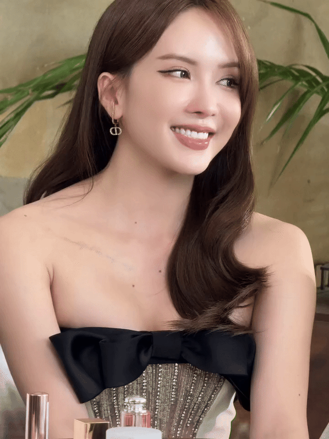Thiều Bảo Trâm lạ thế, mặt đơ cỡ này- Ảnh 14. Thiều Bảo Trâm lạ thế, mặt đơ cỡ này- Ảnh 14.
