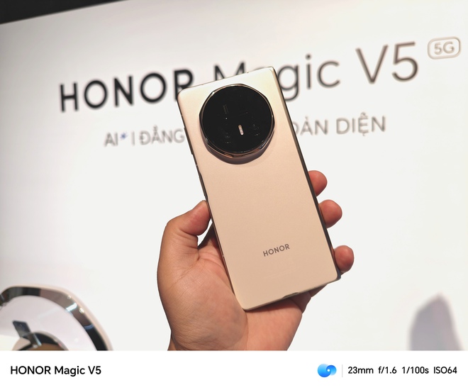 Trải nghiệm HONOR Magic V5: Cuộc đua thêm phần khốc liệt khi lựa chọn điện thoại gập đã không cần phải đánh đổi- Ảnh 30. Trải nghiệm HONOR Magic V5: Cuộc đua thêm phần khốc liệt khi lựa chọn điện thoại gập đã không cần phải đánh đổi- Ảnh 30.