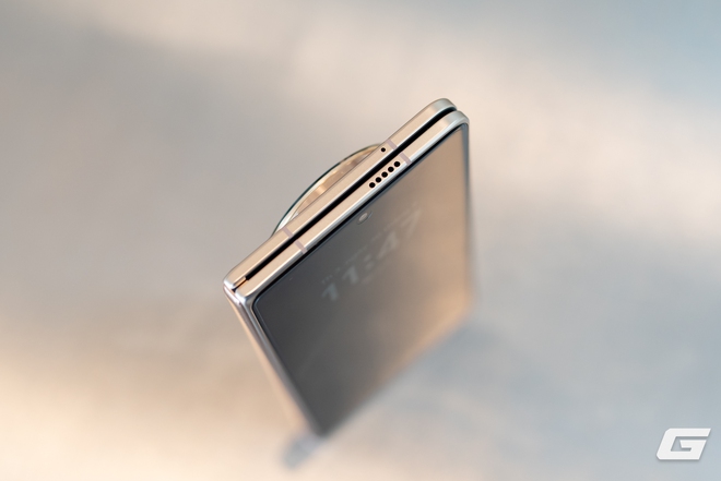 Trải nghiệm HONOR Magic V5: Cuộc đua thêm phần khốc liệt khi lựa chọn điện thoại gập đã không cần phải đánh đổi- Ảnh 4. Trải nghiệm HONOR Magic V5: Cuộc đua thêm phần khốc liệt khi lựa chọn điện thoại gập đã không cần phải đánh đổi- Ảnh 4.