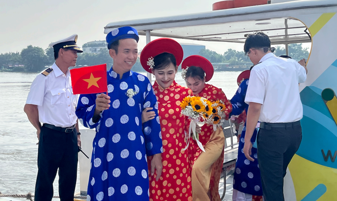 50 Cặp đôi nắm tay nhau trên hành trình hạnh phúc - một lễ cưới tập thể ấm áp nghĩa tình tại thành phố Hồ Chí Minh- Ảnh 6.