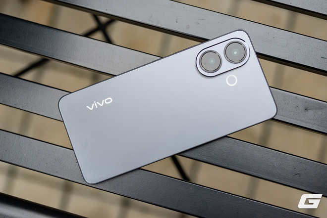 Cận cảnh vivo V60 Lite 5G: Mỏng nhẹ, mượt mà, pin trâu sạc nhanh, giá từ 10,49 triệu- Ảnh 26. Cận cảnh vivo V60 Lite 5G: Mỏng nhẹ, mượt mà, pin trâu sạc nhanh, giá từ 10,49 triệu- Ảnh 26.