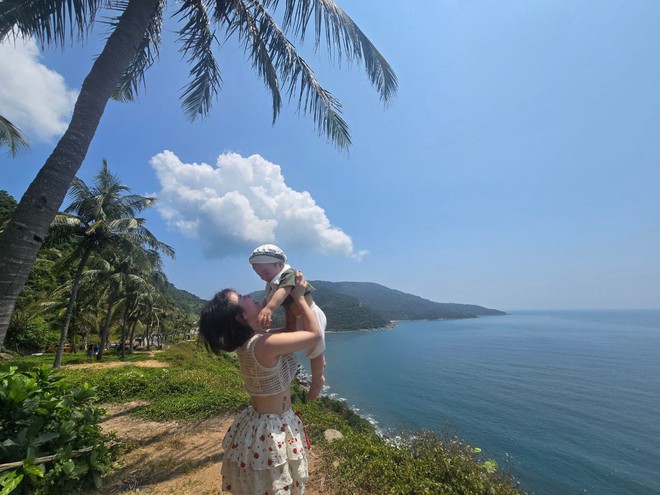 Phỏng vấn các mẹ bỉm: "Nghỉ thai sản 18 tháng không thu nhập thì ai nuôi mấy mẹ con?"- Ảnh 3. Phỏng vấn các mẹ bỉm: "Nghỉ thai sản 18 tháng không thu nhập thì ai nuôi mấy mẹ con?"- Ảnh 3.