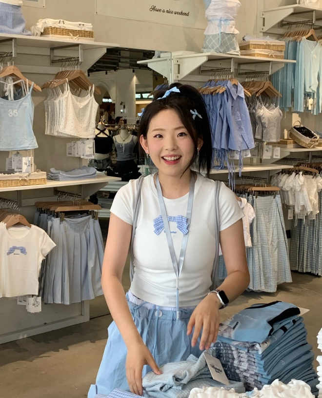 Em g&aacute;i Chương Nhược Nam g&acirc;y b&atilde;o mạng, c&oacute; 1 điểm giống hệt chị g&aacute;i- Ảnh 21.