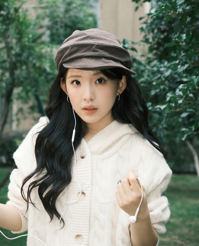 Em g&aacute;i Chương Nhược Nam g&acirc;y b&atilde;o mạng, c&oacute; 1 điểm giống hệt chị g&aacute;i- Ảnh 14.