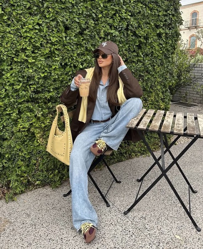 4 lưu ý giúp bạn phối đồ mùa lạnh với sơ mi sáng màu thật chất- Ảnh 5.