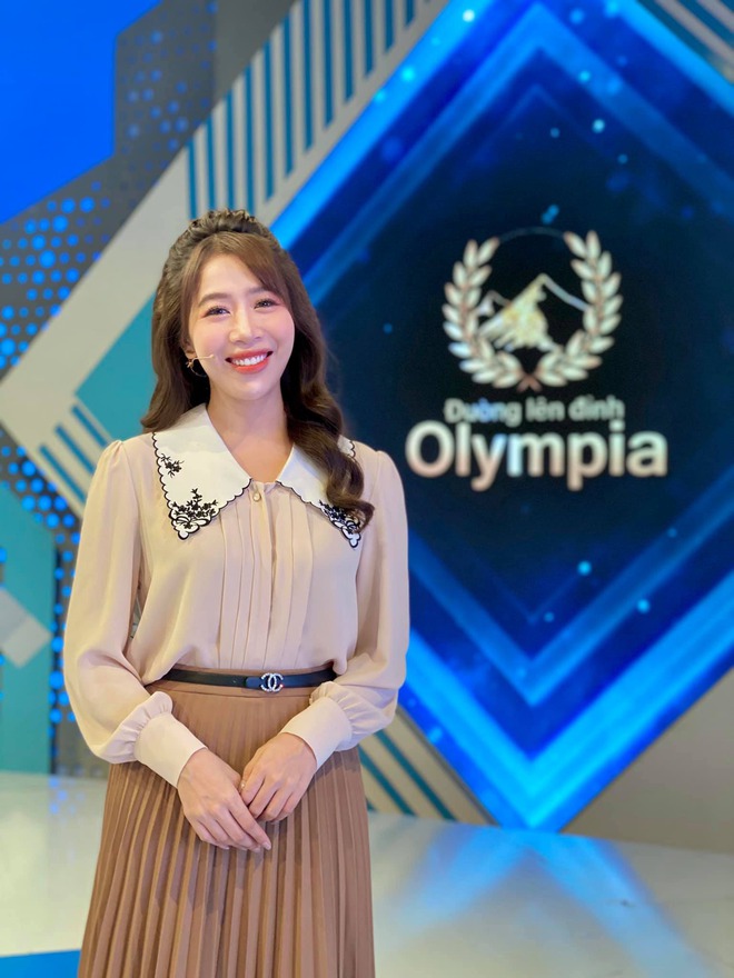 MC VTV giàu nhất nhì nhà đài, hiếm người biết- Ảnh 1. MC VTV giàu nhất nhì nhà đài, hiếm người biết- Ảnh 1.