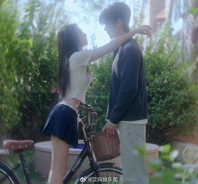 Vòng eo như  Vòng eo như