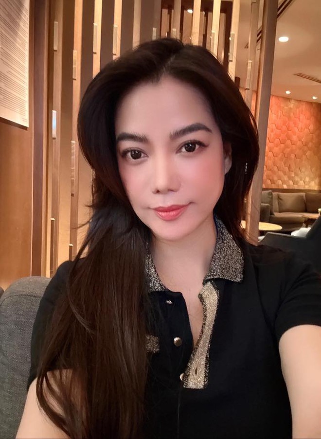 Vì sao Trương Ngọc Ánh ngày càng trẻ?- Ảnh 11. Vì sao Trương Ngọc Ánh ngày càng trẻ?- Ảnh 11.