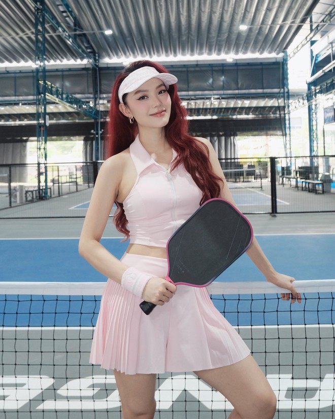 U40 nhưng trẻ truc tiep bong da keo nha cai mơn mởn như gái đôi mươi: "Chị đẹp” Vbiz khiến hội chị em nháo nhào xin sổ tay chống già- Ảnh 4.