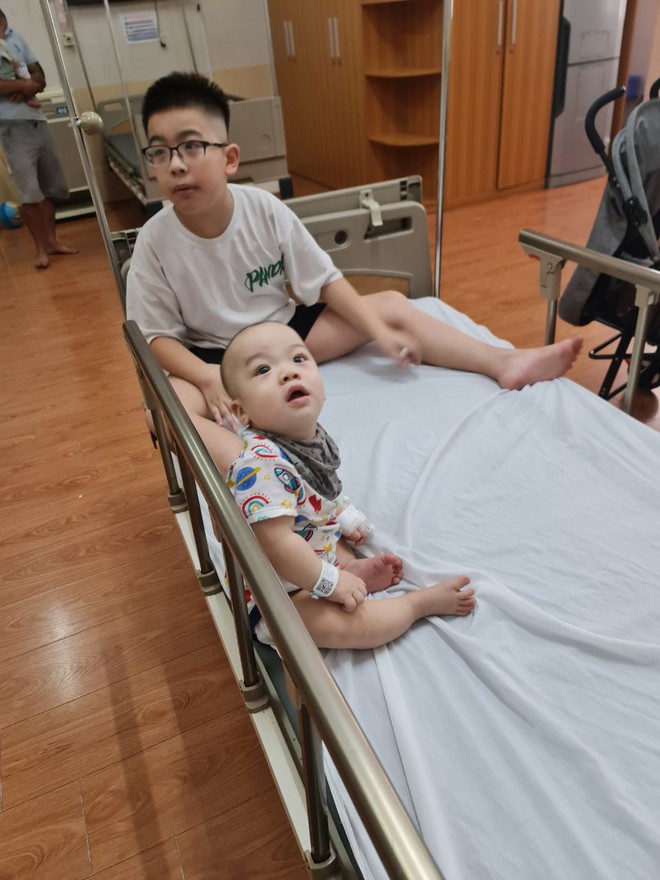 7 ngày cùng em bé 9 tháng vượt qua RSV: Mẹ hãy tin tưởng trực giác của mình và đừng bao giờ chủ quan với biểu hiện lạ của con- Ảnh 4.