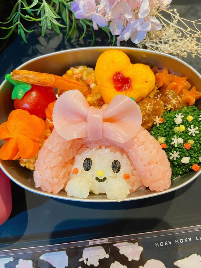 Lạc vào xứ sở hoạt hình qua những hộp cơm bento mẹ Việt ở Nhật làm cho con gái- Ảnh 12.