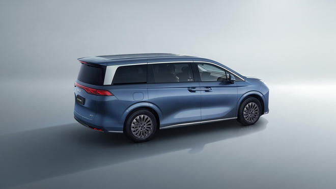 BYD M9: MPV thông minh 7 chỗ với thiết kế lấy cảm hứng từ rồng, hỗ trợ giọng nói tiếng Việt và hệ treo điện tử DiSus-C- Ảnh 6. BYD M9: MPV thông minh 7 chỗ với thiết kế lấy cảm hứng từ rồng, hỗ trợ giọng nói tiếng Việt và hệ treo điện tử DiSus-C- Ảnh 6.