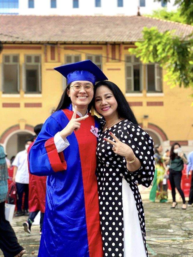 "Nữ ho&agrave;ng c&aacute;t-x&ecirc;" thập ni&ecirc;n 90, tiền trải đầy nh&agrave;, 3 lần đổ vỡ t&igrave;nh cảm: Tuổi 61 sống an y&ecirc;n một m&igrave;nh- Ảnh 3.